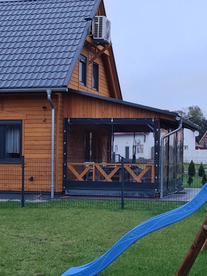 Lubrza  Sloneczny Zakatekヴィラ エクステリア 写真